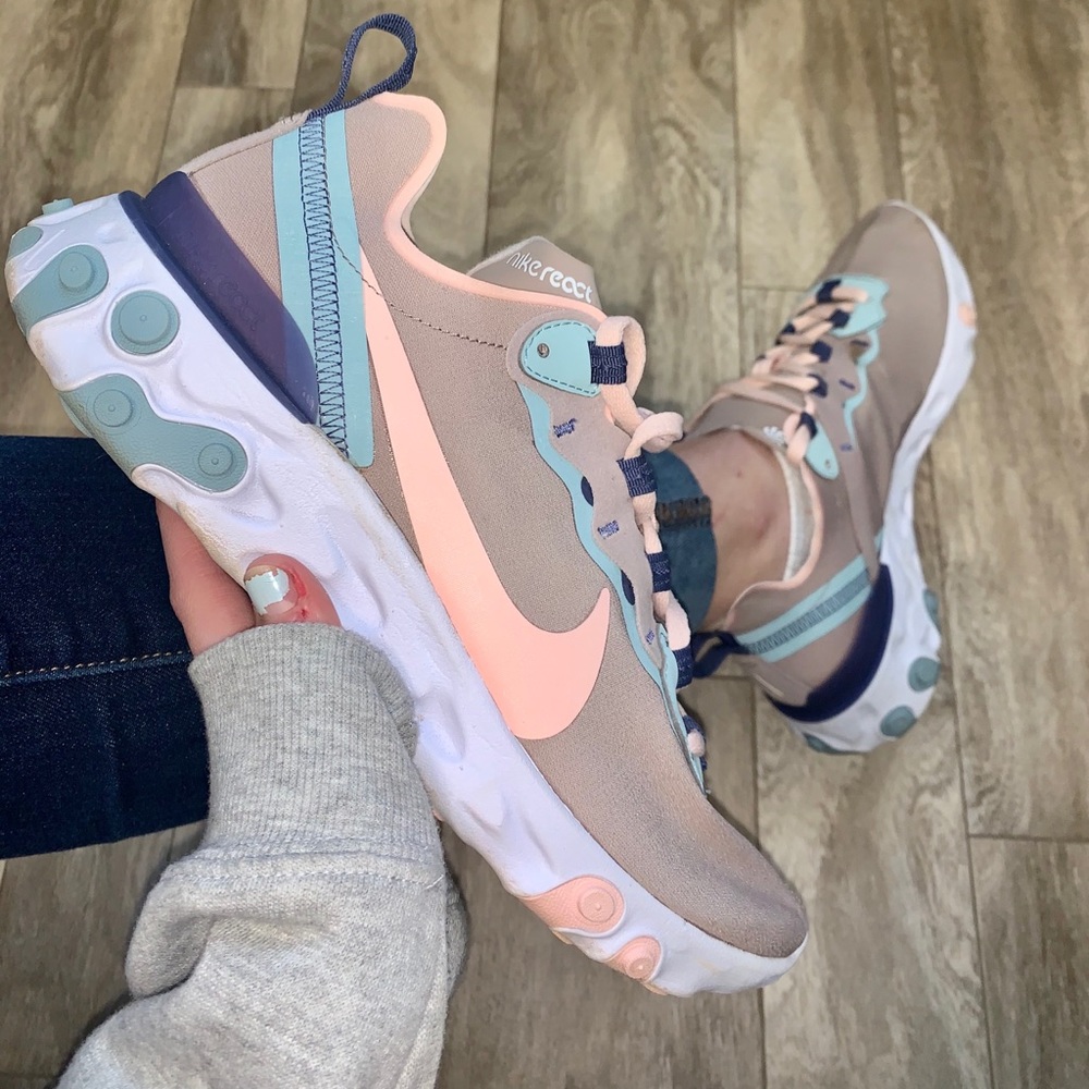 Nike React Element 55